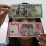 Rupiah Melemah Terhadap Dolar AS Dalam Sepekan, Modal Asing Keluar!