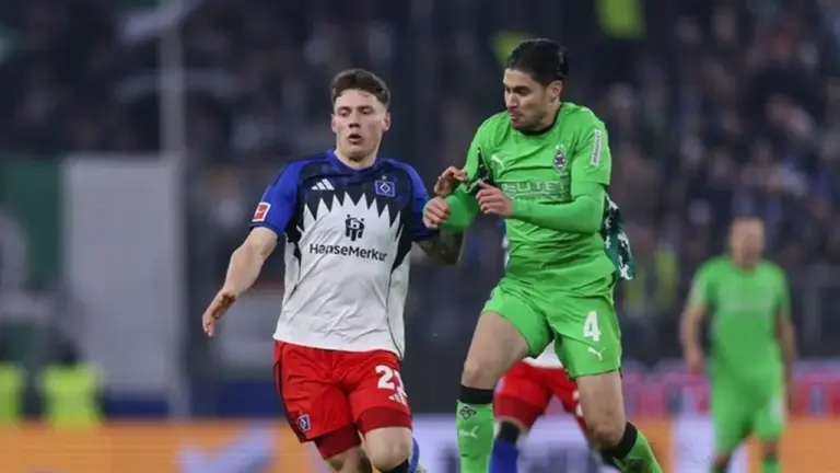 Kevin Diks Alami Cedera