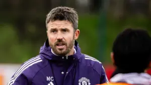 Pelatih MU Carrick