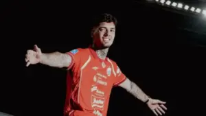 Pernyataan Perdana Shayne Pattynama Usai Resmi Perkuat Persija Jakarta