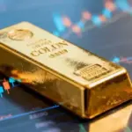 Harga Emas Dunia Anjlok 10%, Peluang Rebound atau Bearish?