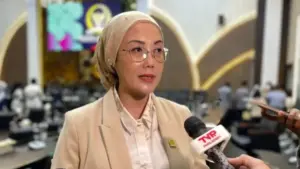 DPR Sentil Kegagapan Negara - Selly Andriany Gantina